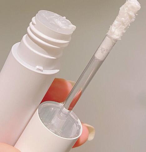 唇乳的正确使用方法