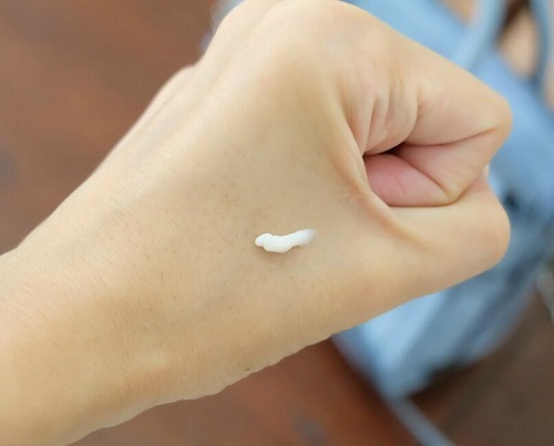 阿玛尼眼唇乳使用顺序