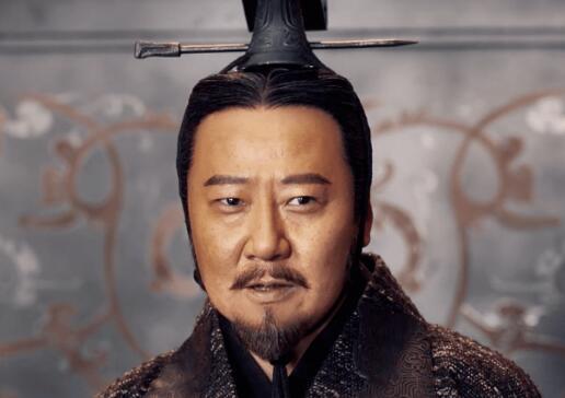 嬴柱和嬴异人什么关系