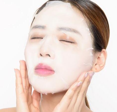 冬天怎么敷面膜才不冷