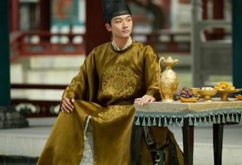 风起霓裳曹王李明死了吗