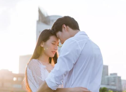 发现老婆不爱自己怎么办