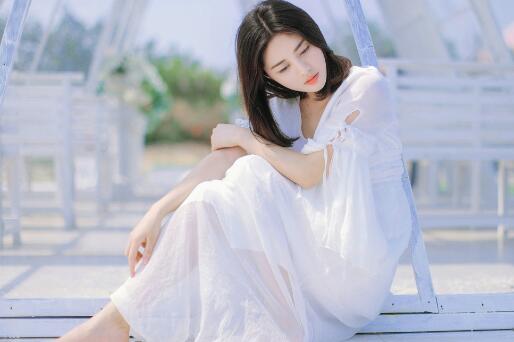妻子下班被公司叫去陪男客户