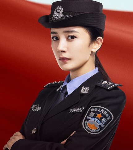 暴风眼改编自什么小说
