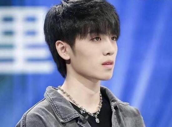 魏宏宇和睿佳李