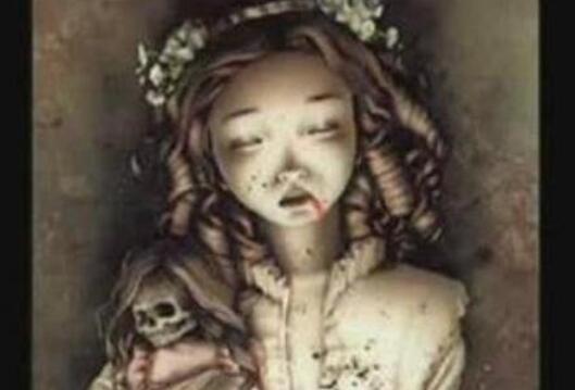 妹妹背着洋娃娃为什么恐怖