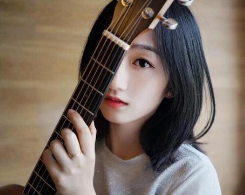 别人的老婆对你有意思的表现