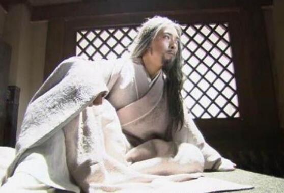 嬴驷晚年为什么会疯